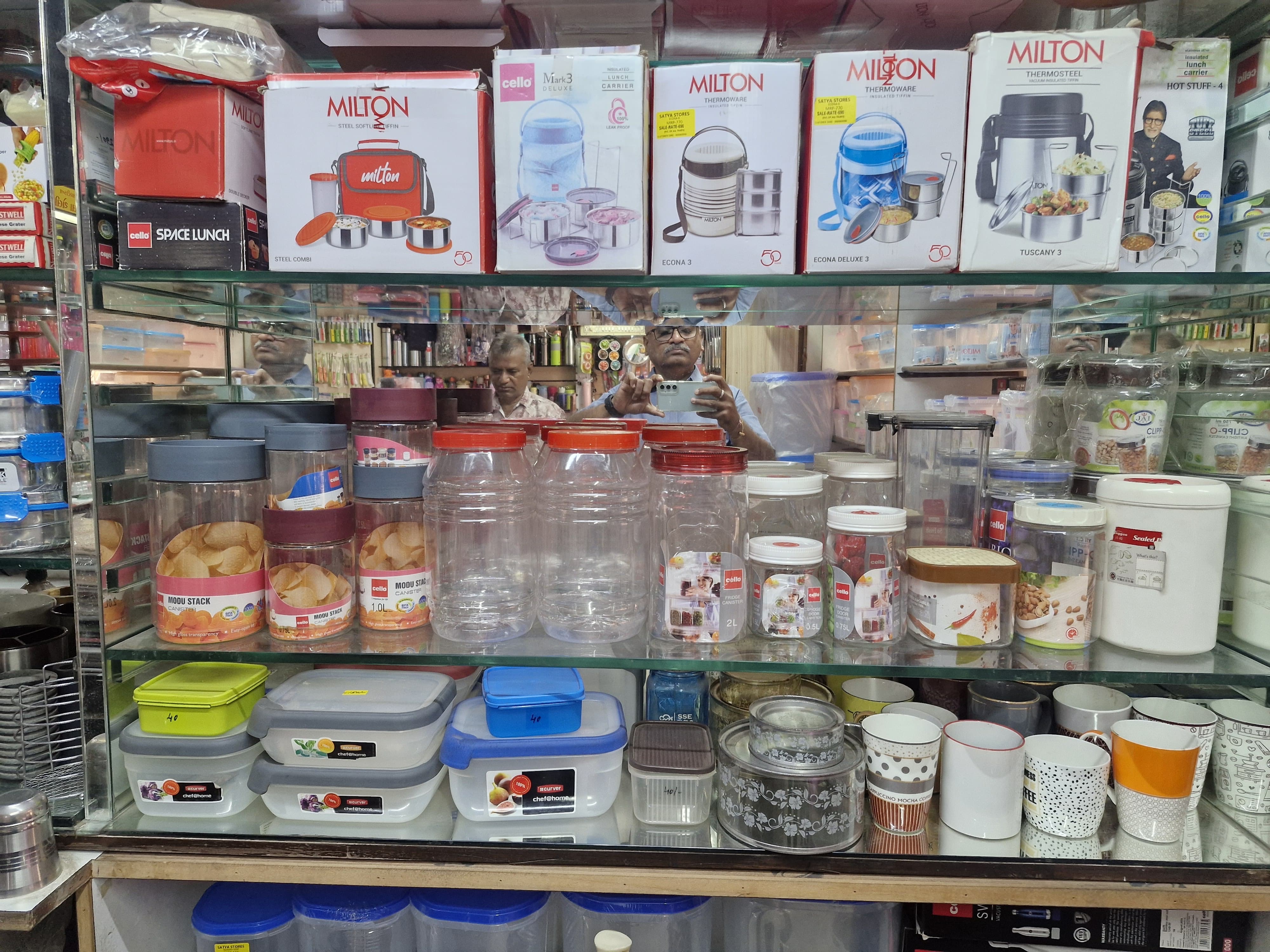 Milton lunch boxes and food storage containers